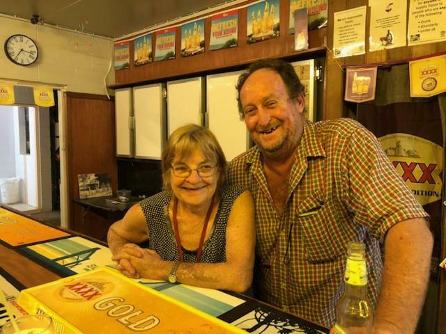 Chillagoe Cockatoo Hotel Motel ภายนอก รูปภาพ