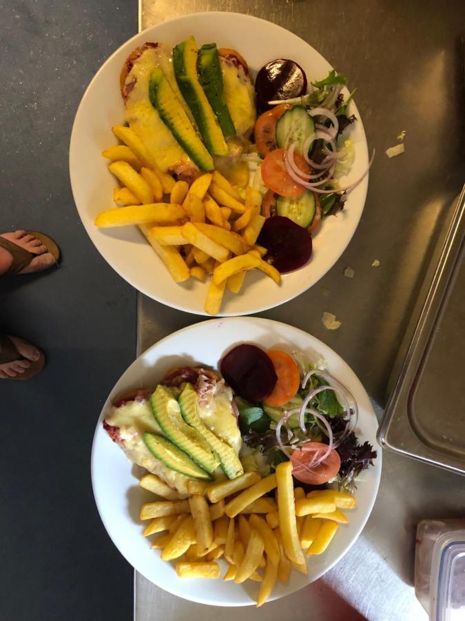 Chillagoe Cockatoo Hotel Motel ภายนอก รูปภาพ